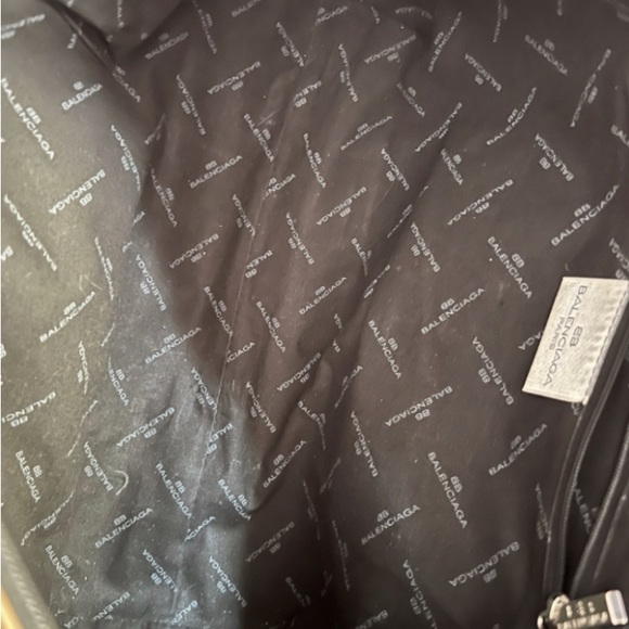 Balenciaga Tote - Picture 4 of 7